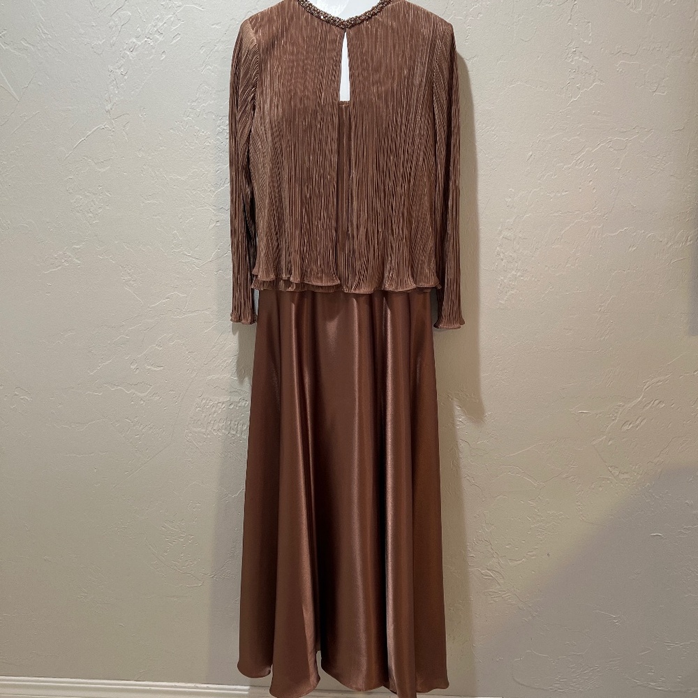 Cachet evening dress